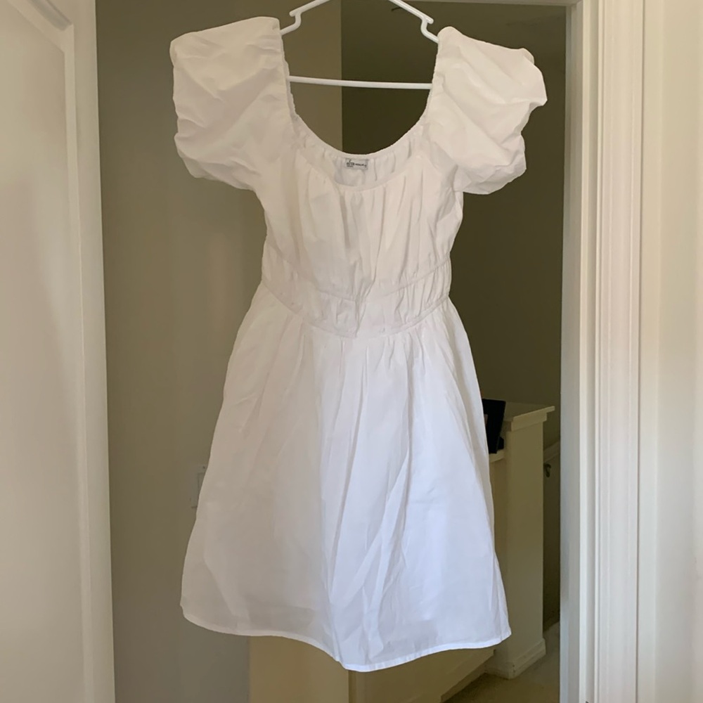 Hollister dress with hidden shorts size L NWT